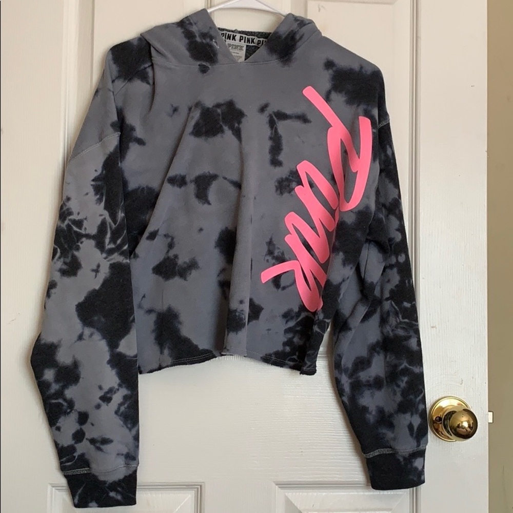 VS Pink Crop Top
